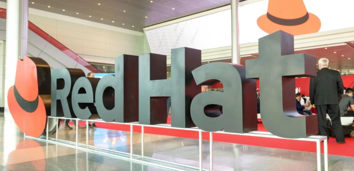Red Hat presenta Red Hat Enterprise Linux 10 con inteligencia y seguridad potenciadas en entornos híbridos