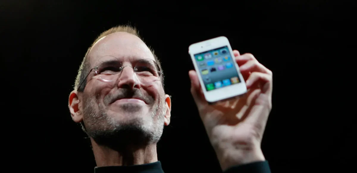 El primer iPhone: cuando Steve Jobs cambió el mundo desde la palma de la mano