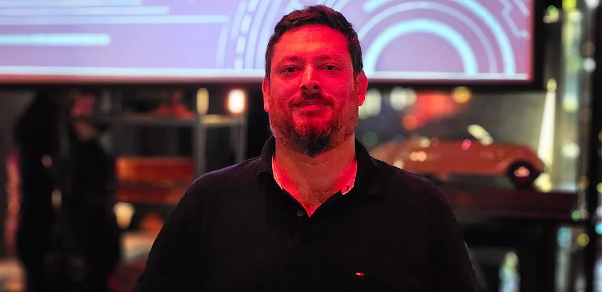 Ángel Brozman, Sales & Product Marketing Manager de Hiksemi.