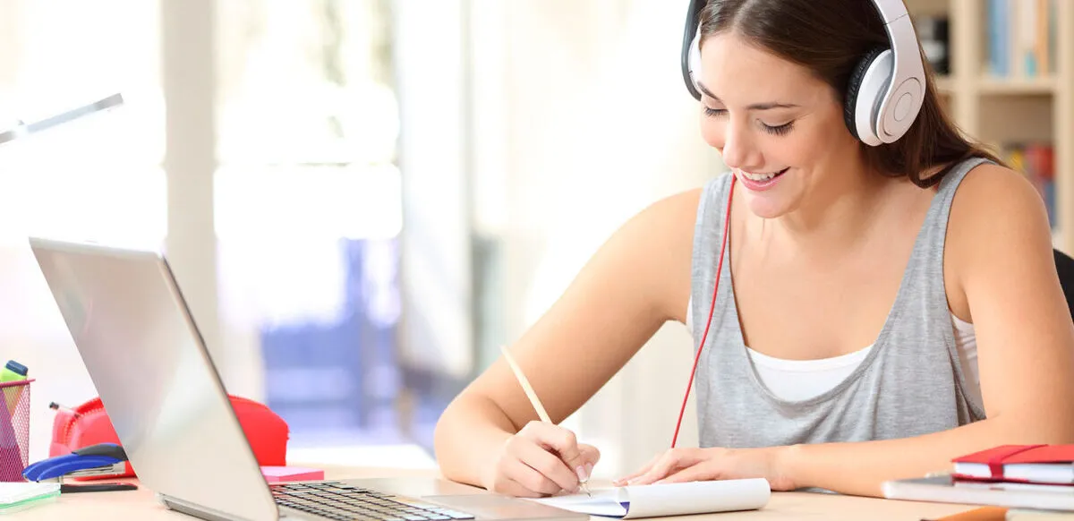 La nueva Huawei ICT Academy ofrecerá capacitaciones gratuitas y certificaciones en tecnologías clave como inteligencia artificial, ciberseguridad y cloud computing.