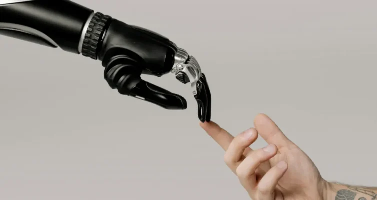 Cerrar la brecha digital es clave para una sociedad más justa e innovadora.