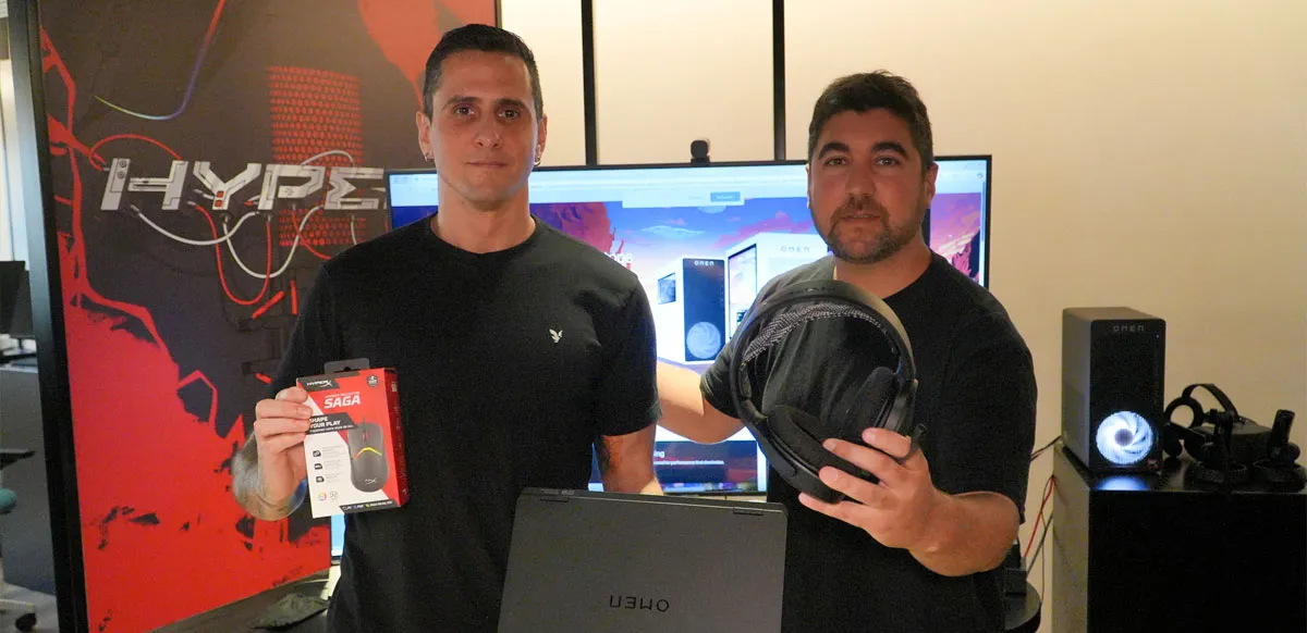 Entre los productos destacados se encuentran el micrófono HyperX QuadCast 2 S, el mouse Pulsefire Saga, los auriculares inalámbricos HyperX Cloud Jet, y los nuevos equipos de alto rendimiento para gamers, HP OMEN 16 (notebook) y OMEN 16L (desktop).