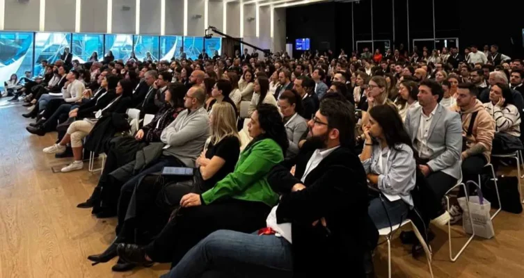 CX Day Argentina 2025 reúne a líderes en experiencias de clientes y colaboradores.