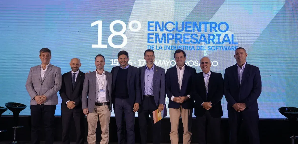 El evento convocó a empresarios, autoridades y profesionales para debatir sobre el presente y futuro del software argentino.