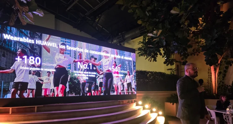 Carlos Morales, PR Director de Huawei para América Latina