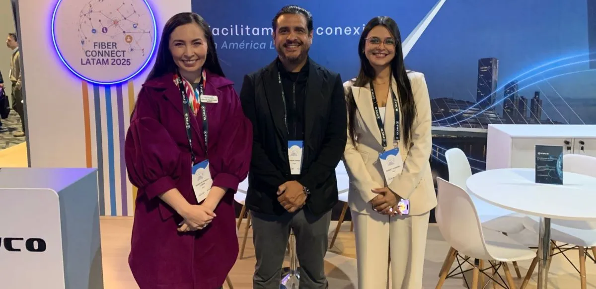 María del Rosario Oviedo, CLO de FYCO, Edwar Juárez, CO-CEO de FYCO, y Scarlett Guerrero, Regional Manager Cono Sur de FYCO.