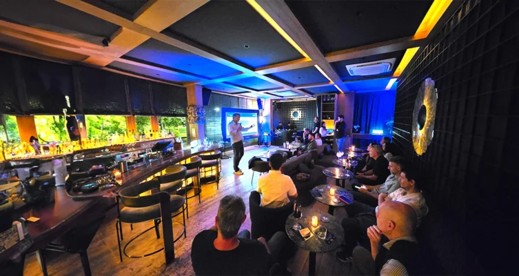 Durante la velada, los revendedores y Product Managers de mayoristas oficiales como Ceven, Corcisa, Air Computers y Elit, pudieron conocer las últimas novedades del programa Epson Stars