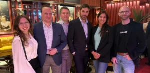 Valentina Díaz, responsable de Marketing en Distecna, Marcelo Eduardo Volpi, director de Sudamérica de CommScope, Marcos Martínez , partner manager de cableado en Distecna, Verónica Barbera, vendor manager de Distecna y Ariel Peraga, ingeniería de preventa de Infraestructura en Distecna