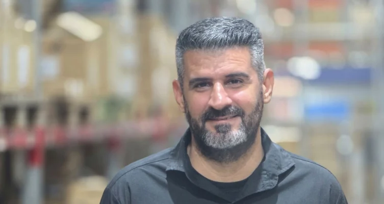 Mariano Sorrentino, Gerente Regional de Depósito y Logística.