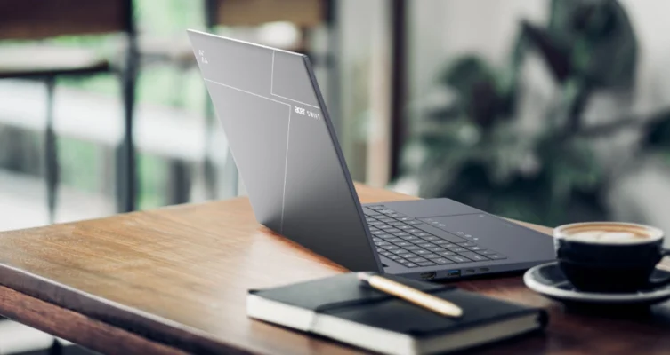 Durante Momentum Acer Argentina, el evento en el que la marca presentó su estrategia y portafolio para el mercado local, esta transformación quedó en evidencia: desde la expansión del ecosistema AIoT hasta la llegada de nuevas AI PCs equipadas con NPUs dedicadas para ejecutar cargas de inteligencia artificial directamente en el dispositivo.