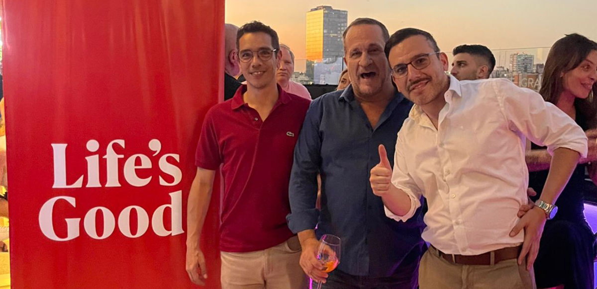 Por parte de LG Argentina, participaron Fernando Andina, Sales Manager de Information Display; Emanuel Galarza, Key Account Manager; y Federico Hasenbalg, Especialista en Preventa, quienes compartieron un balance del año y los ejes estratégicos de cara al futuro.