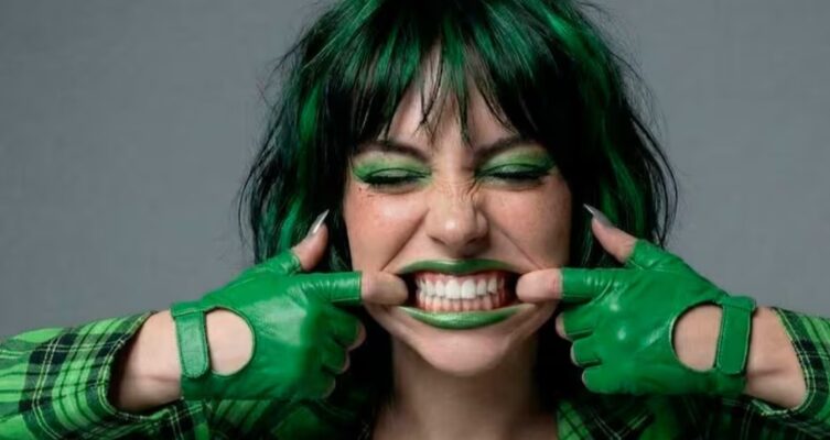 Lumi7, la primera cantante creada con inteligencia artificial en Argentina.