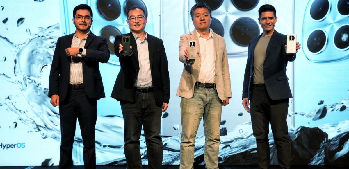 Erick Aguilera, LATAM Regional PR Lead de Xiaomi. Charlie Guo, Xiaomi Latam General Manager. Patrick Zhou, Country Manager Argentina. Kenji Tsukame, Product Marketing Manager de Xiaomi.