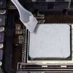 La pasta térmica ayuda a mantener el procesador frío y a evitar el sobrecalentamiento de la computadora.