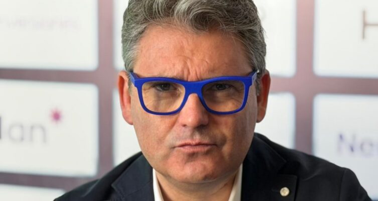 Marc Vidal participó en el Summit de Somos PyMEs y analizó cómo aplicar inteligencia artificial con foco estratégico, productividad y habilidades humanas clave.