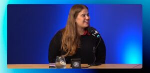 Dalila Sol Rodríguez, integrante de Exing, participa del ciclo Voces de Canales IT, donde analiza el impacto de las nuevas generaciones en la industria tecnológica.