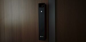 EZVIZ impulsa el hogar inteligente con una cerradura que integra acceso, monitoreo y seguridad en un solo dispositivo.