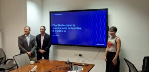 Marcelo Garaffa, Juan Malizia y Virginia Marega, directivos de Dell Technologies