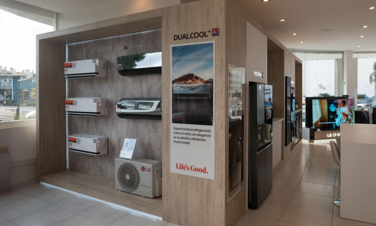 Equipos residenciales de las líneas Artcool y DualCool Air Smart forman parte de la experiencia interactiva del nuevo showroom en Nordelta.