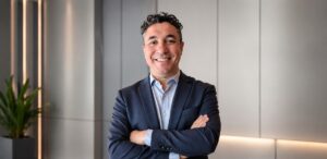 Eduardo Laens, CEO de Varegos y docente universitario especializado en IA.