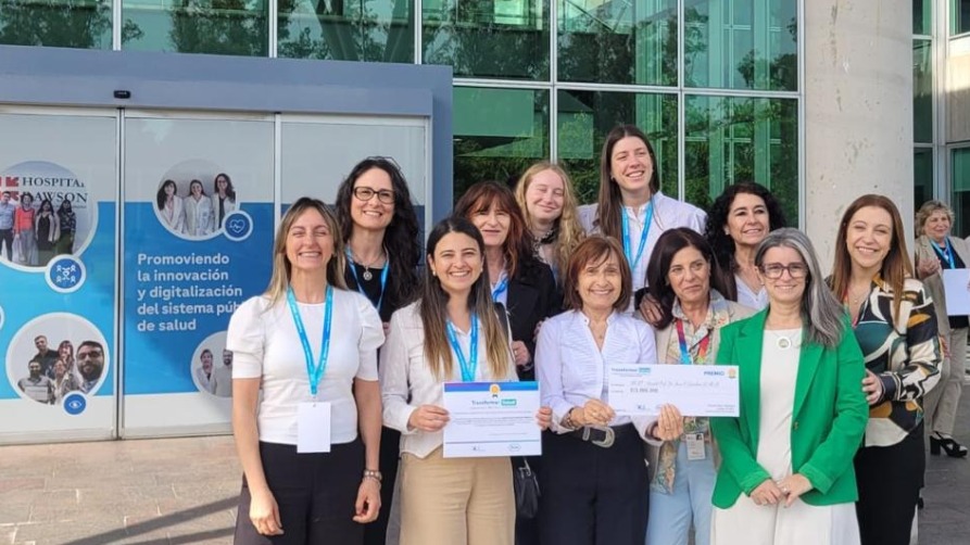 Especialistas del Hospital Garrahan y la startup Kuvia desarrollan una herramienta de inteligencia artificial capaz de identificar indicios de la mutación BRAF V600E a partir de imágenes digitalizadas de biopsias tumorales.