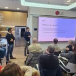 Emanuel Galarza y Lucas Trecarichi, Key Account Managers de LG Argentina, presentaron las soluciones de pantallas profesionales, software de gestión y hospitalidad que impulsan la estrategia B2B de la compañía.