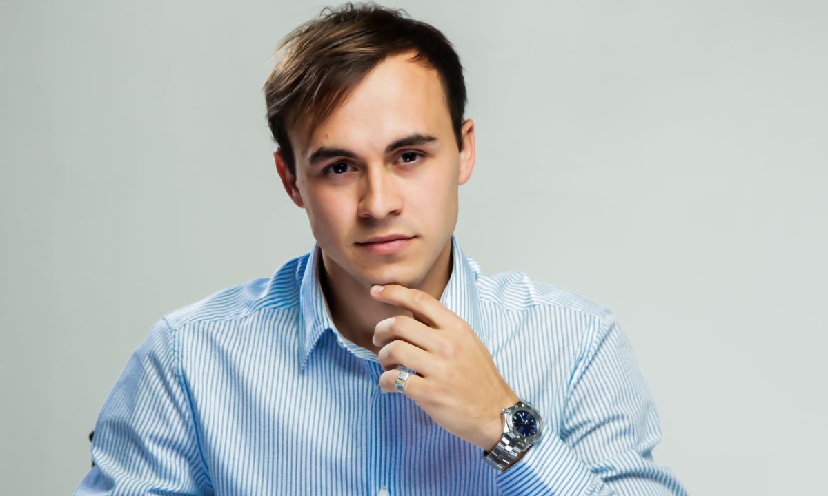 Facundo Rancaño, CEO y fundador de PONT Solutions, lidera una software factory especializada en soluciones de inteligencia artificial para transporte, movilidad y logística en América Latina.