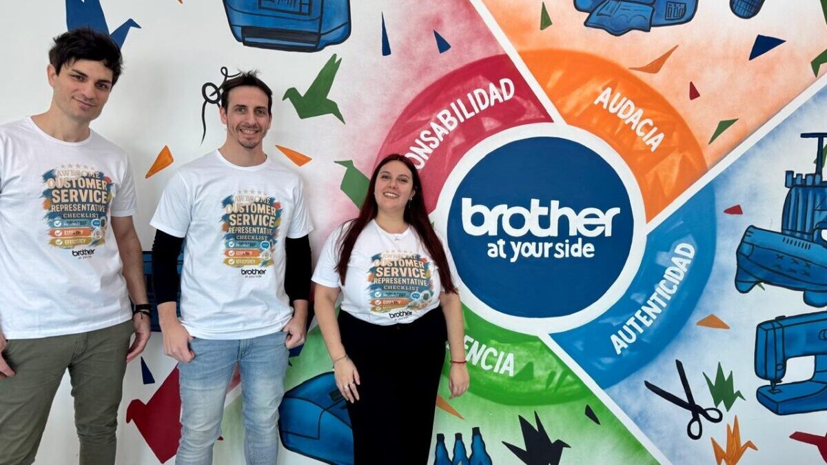 El equipo de Customer Service de Brother Argentina brinda soporte para Argentina, Uruguay y Paraguay, con foco en la atención pre y postventa.