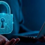 La seguridad digital hoy depende de la confianza y la identidad en cada interacción en línea.