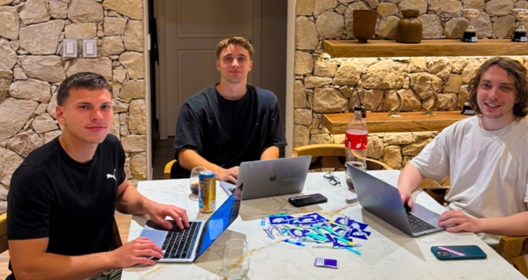 Los founders de Facturitas, una startup argentina que utiliza IA para simplificar la vida de trabajadores independientes, emprendedores, contadores y empresas
