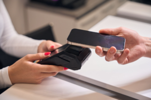 El retail argentino atraviesa una transformación estratégica que prioriza la fidelización, la exclusividad y la personalización basada en inteligencia artificial y análisis de datos.