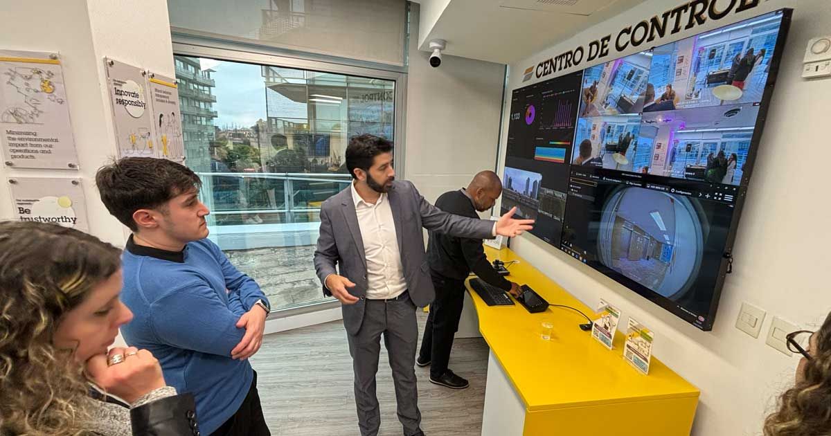 La actualización de sus oficinas llega en un momento clave para una industria de seguridad en crecimiento, que en 2025 alcanzó los USD 401.090 millones, impulsada por la demanda de tecnologías más inteligentes.
