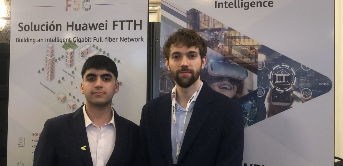 Jerónimo Clausen, channel manageren Huawei Ekit y Francisco Gazzo, partner development manager para Huawei UDG.