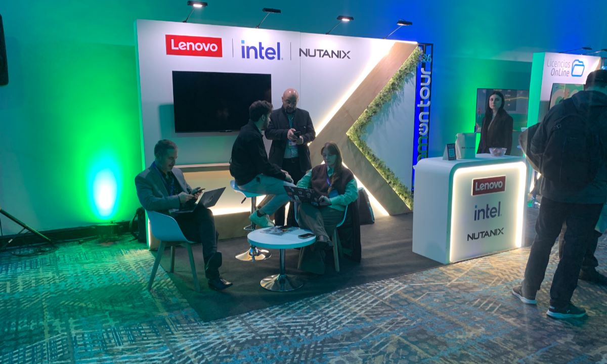 El espacio de Lenovo, Intel, Nutanix en VeeamON Tour Buenos Aires.