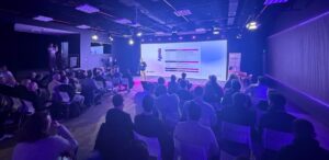 La jornada fue moderada por Juan Carlos Larramendy, Gerente de Preventa de Nexsys, y reunió a referentes de Varegos, Red Hat, HPE, IBM, Lenovo y Microsoft, quienes presentaron sus soluciones y perspectivas sobre tecnología, datos e inteligencia artificial.