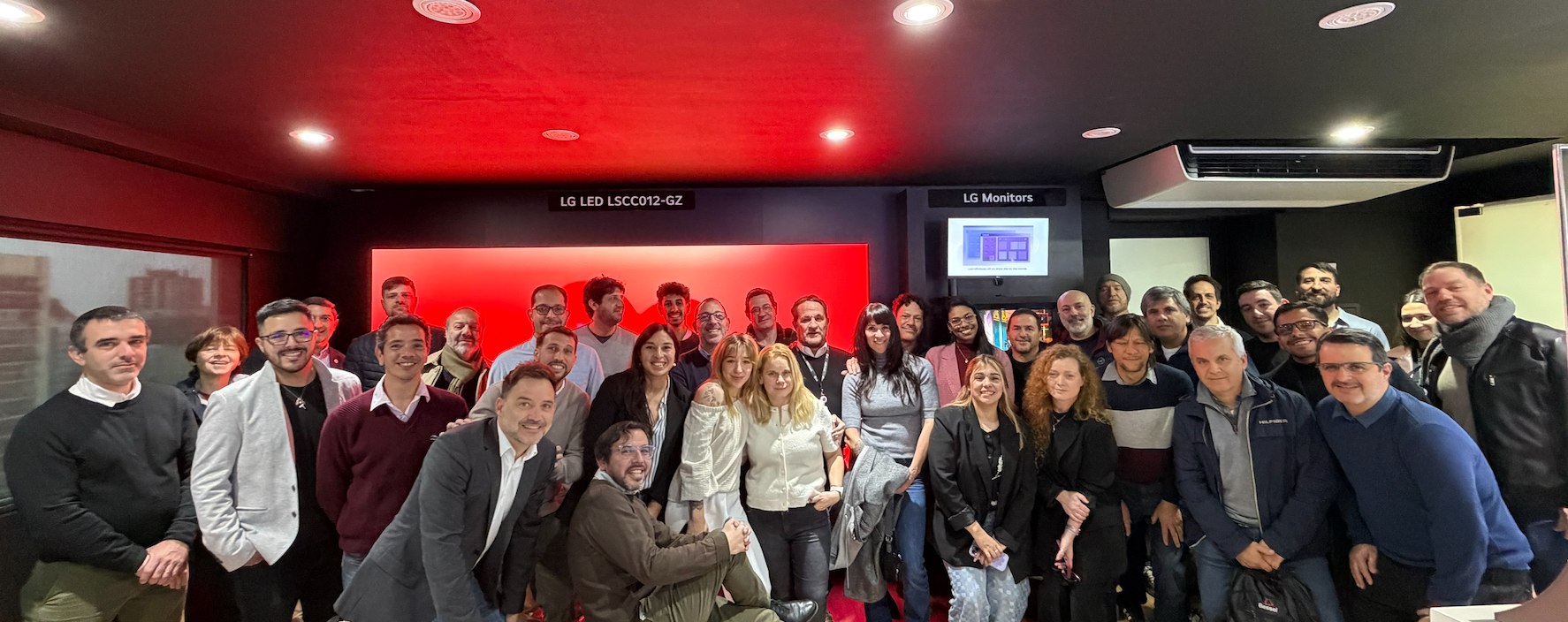 LG Argentina junto a canales de venta y distribuidores de ID.