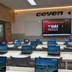 El espacio cuenta con 24 MacBook Air con chip M5 y 10 iMac, que estarán disponibles para los alumnos y la comunidad universitaria.