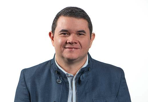 Fabio Meza, Líder Regional de la Unidad de LOL Educación y LOL Servicios