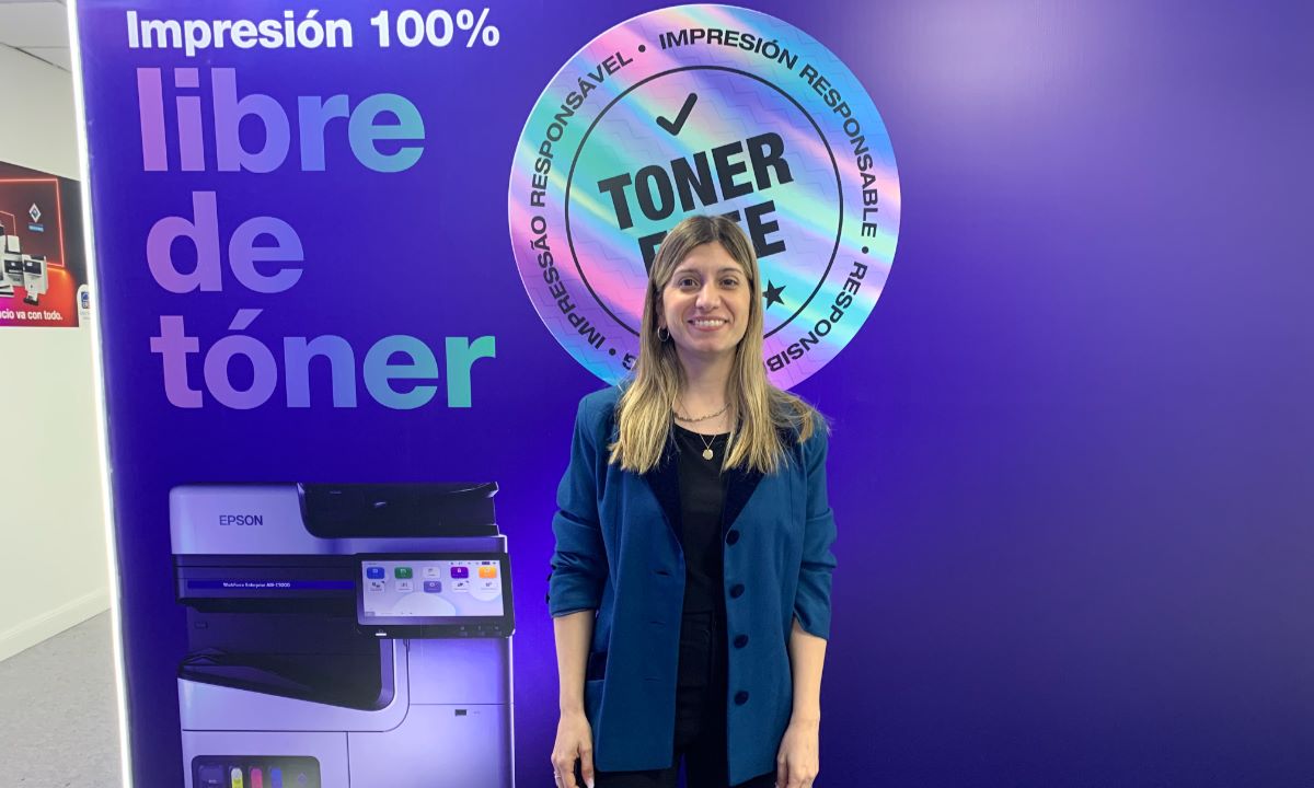 Carolina Brunt, Marketing Manager Región Sur de Epson Latinoamérica, presentó la estrategia de comunicación con la que la compañía busca ampliar el conocimiento de su tecnología entre las empresas argentinas.