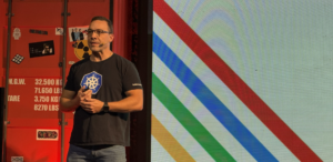 Federico Bongiovanni, Senior Engineering Manager en Google Cloud, durante Nerdearla Argentina 2026.