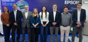 El staff de Epson Argentina participó de la presentación de Toner Free, la iniciativa con la que la compañía busca impulsar una nueva forma de imprimir en el segmento empresarial.