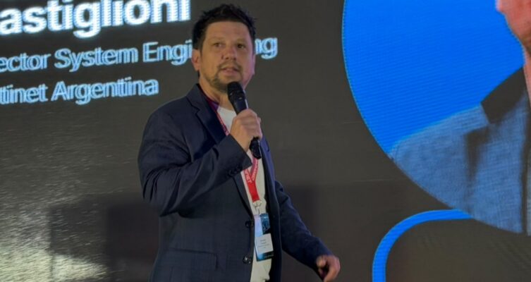 Hernando Castiglioni, director de Ingeniería para Argentina de Fortinet, durante la apertura del XPERTS Roadshow.