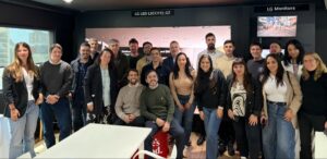 La actividad se desarrolló en el showroom de LG, ubicado en el piso 12 de sus oficinas en Belgrano.
