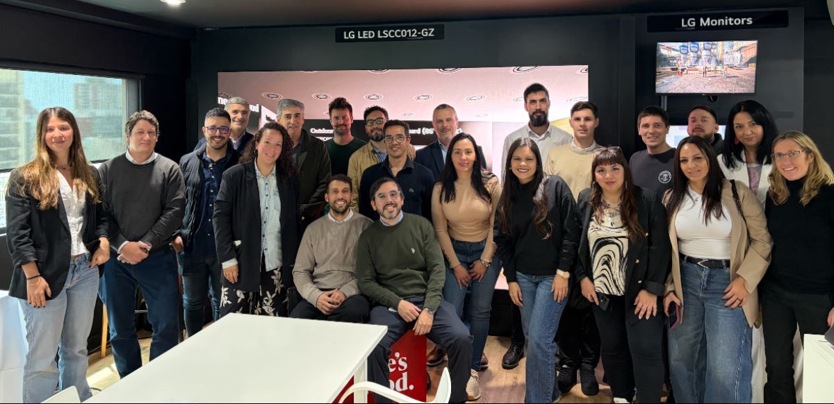 La actividad se desarrolló en el showroom de LG, ubicado en el piso 12 de sus oficinas en Belgrano.
