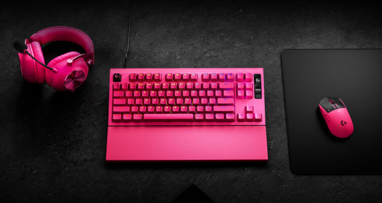 La línea PRO se completa con un mousepad de control, un teclado con switches magnéticos y Rapid Trigger, y auriculares inalámbricos con micrófono de alta calidad y ecualización avanzada.