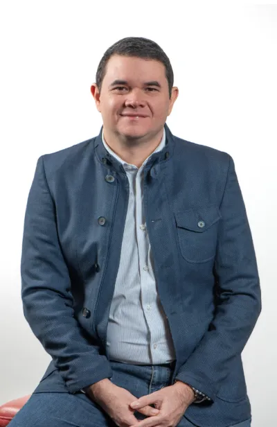 Fabio Meza, líder del área de LOL Educación en Licencias OnLine.