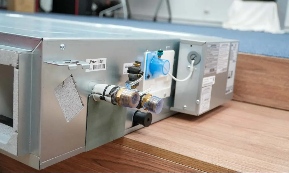 Diseñado para zonas sin acceso a gas natural, el MULTI V 5 se adapta a distintos proyectos, desde viviendas hasta complejos residenciales.