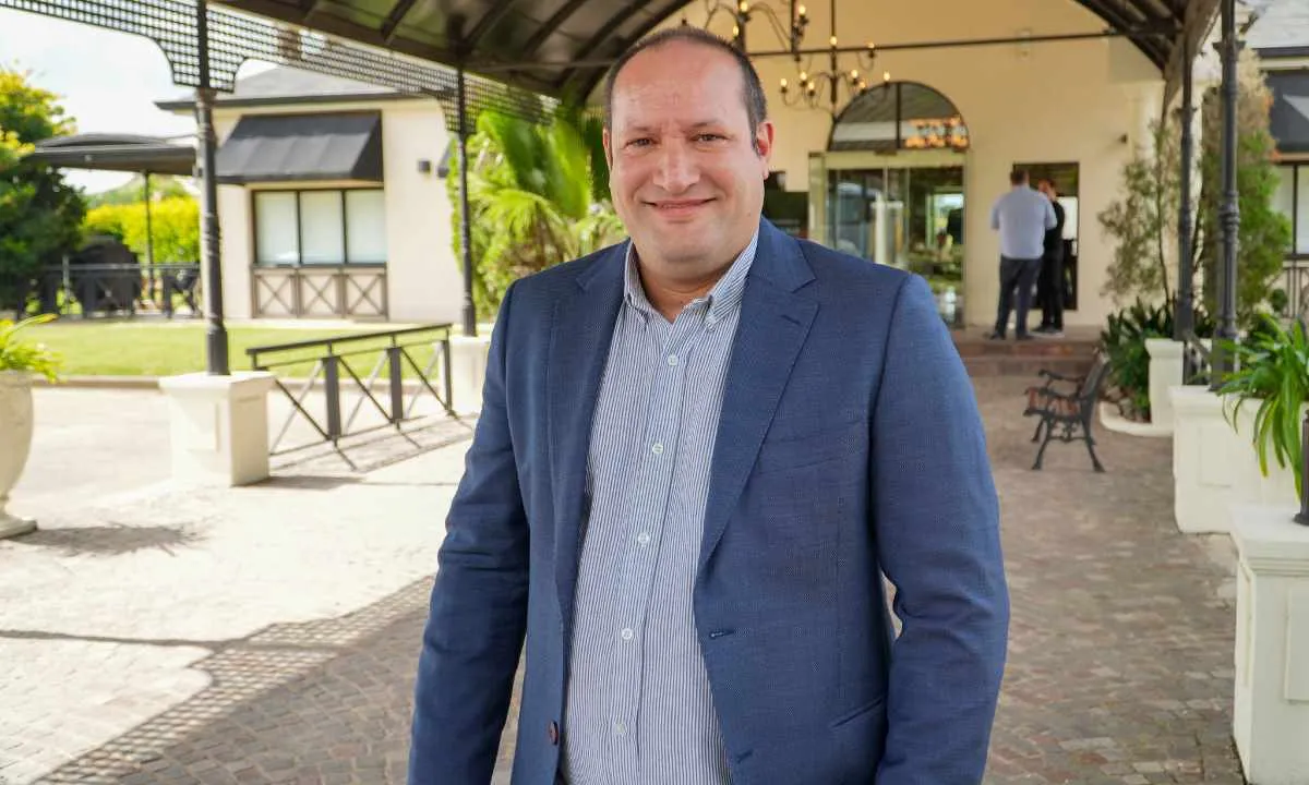 Emiliano Jorge, Partner Manager de ExaGrid en Distecna, celebró el reconocimiento como Distribuidor del Año y reafirmó el compromiso de la compañía con el ecosistema.