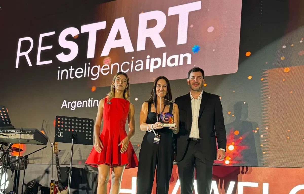Ana Saubidet, Vendor Manager en Restart y Julian Ercolessi, VP de Restart.
