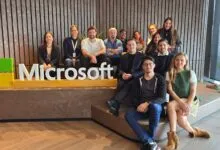 Equipo de Microsoft e Iplan.